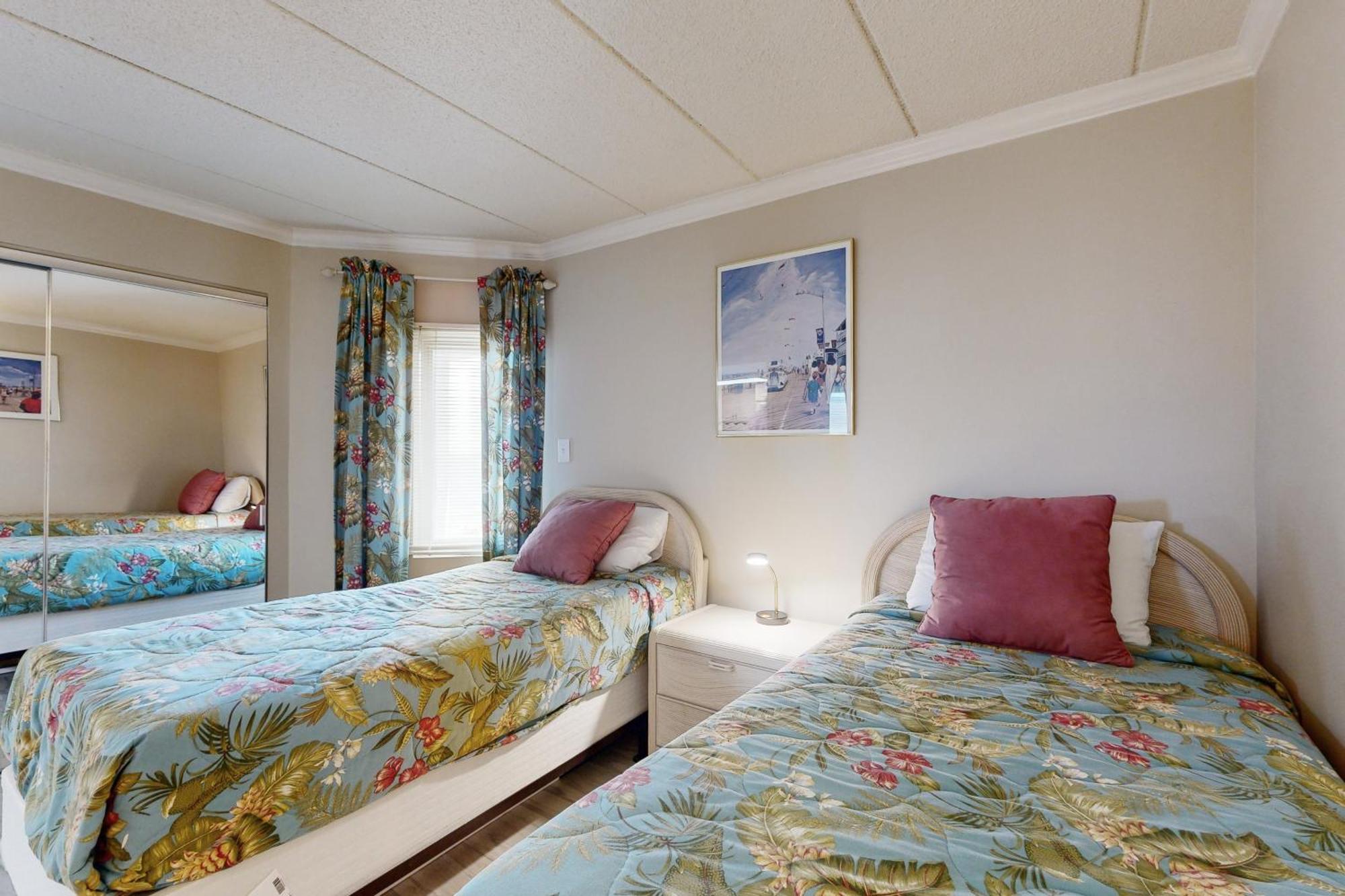 Waikiki Condos Ocean City Chambre photo